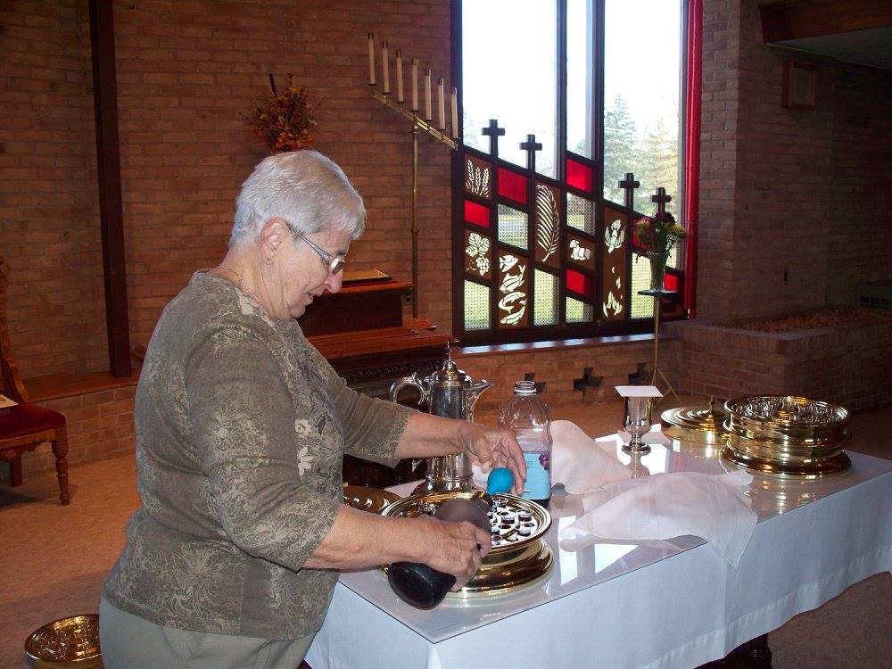 image-954251-Communion-e4da3.jpg